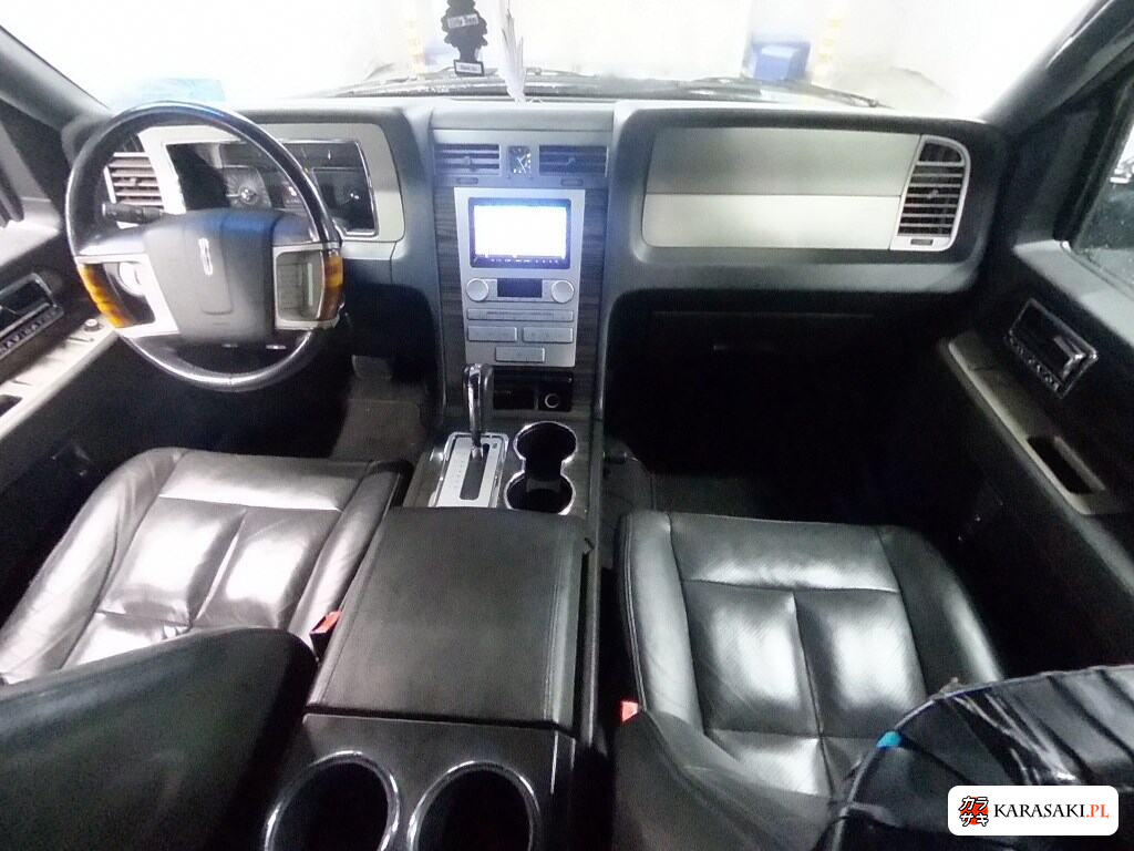 2011 Lincoln Navigator 4WD 3
