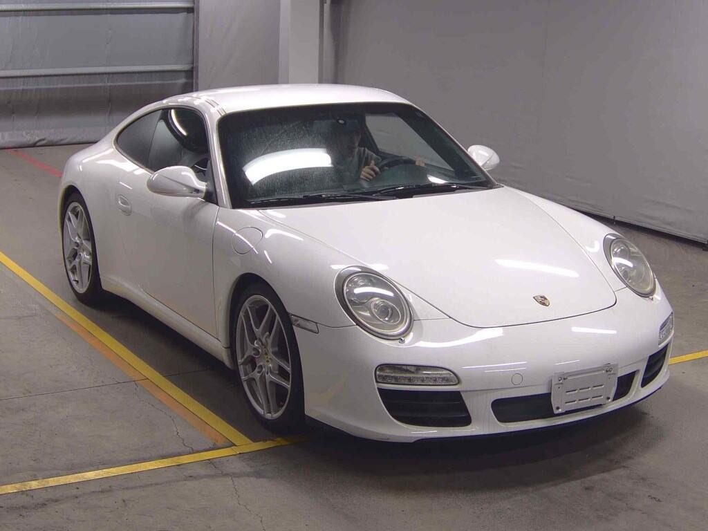 Porsche 911 2008 z aukcji japońskiej