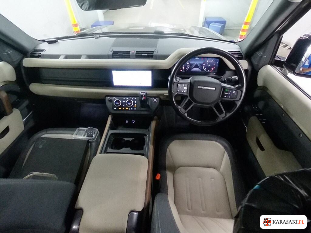 2021 Land Rover Defender 5D 4WD 110 X Dynamic Se 5