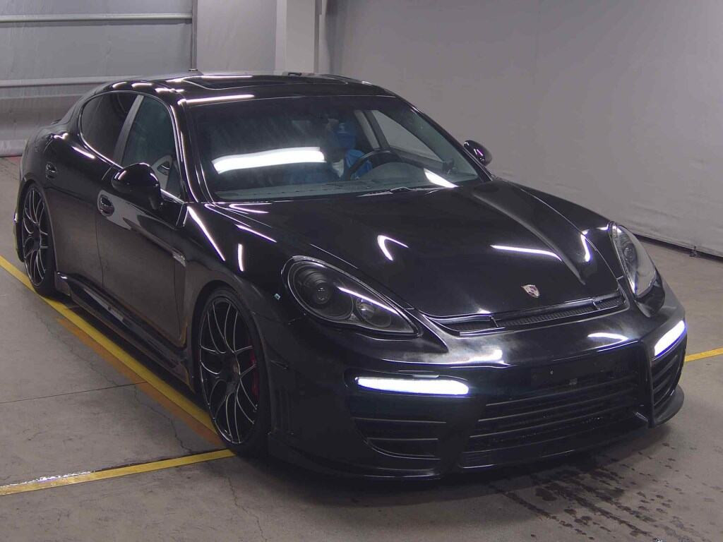 Porsche Panamera 2012 z aukcji japońskiej