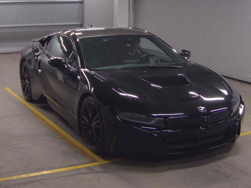BMW I8 2015 z aukcji japońskiej