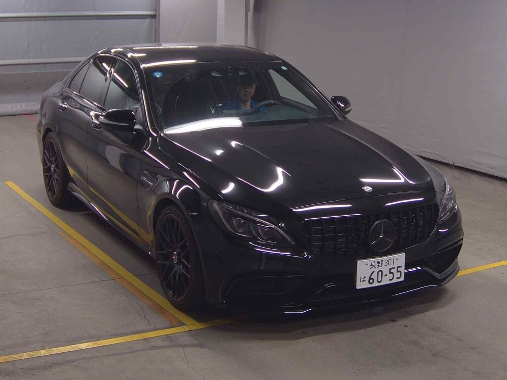 Mercedes-AMG C-Class 2015 z aukcji japońskiej