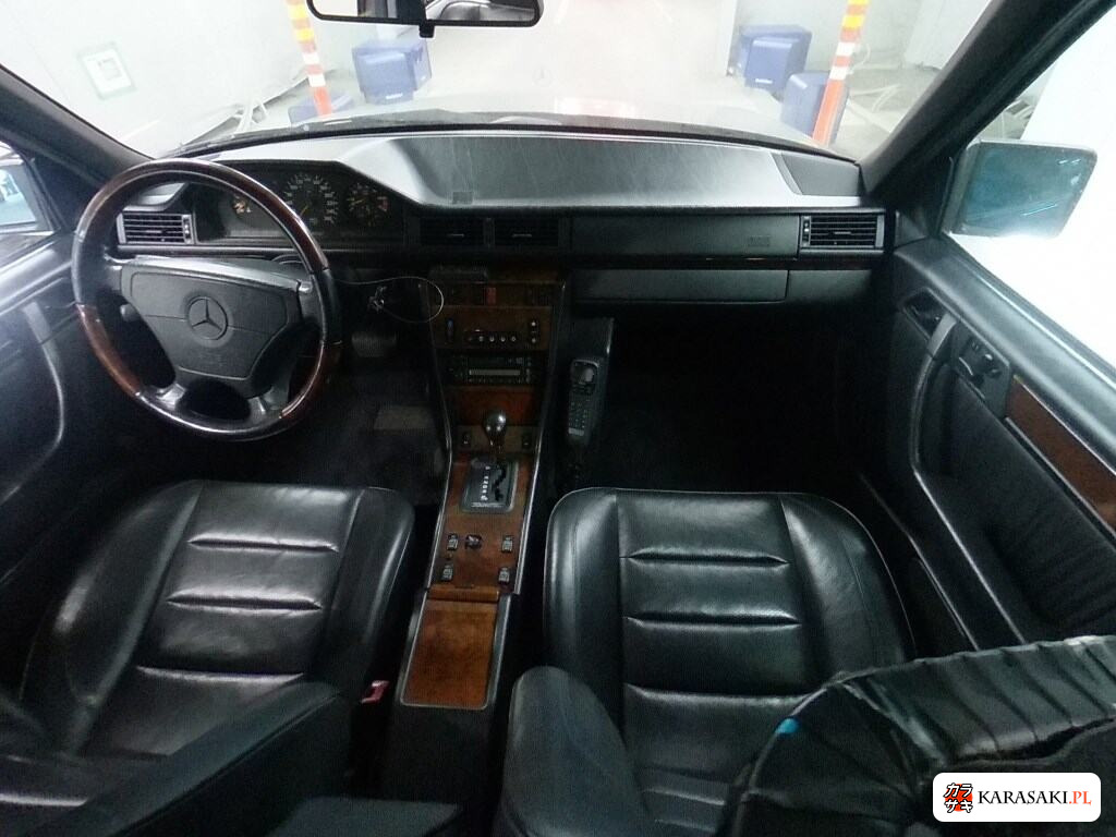 1993 Mercedes-Benz E-Class 4D E500 5