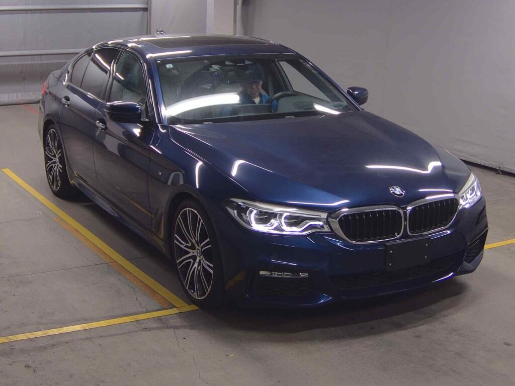 BMW 5 Series 2017 z aukcji japońskiej