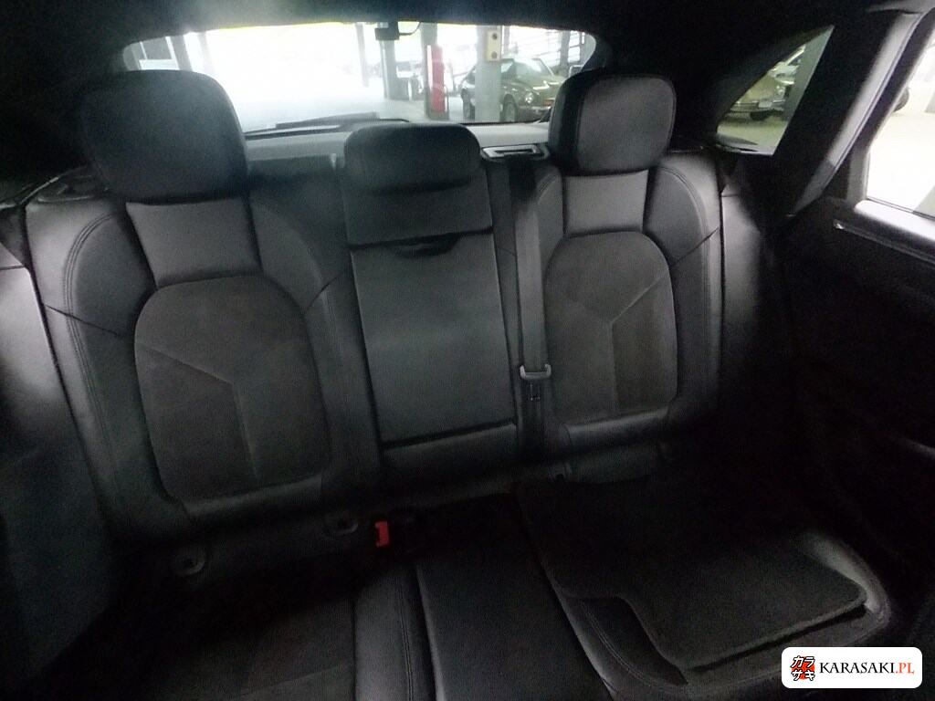2015 Porsche Macan 4WD 6