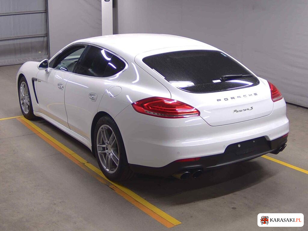 2015 Porsche Panamera 5D S E-Hybrid 2