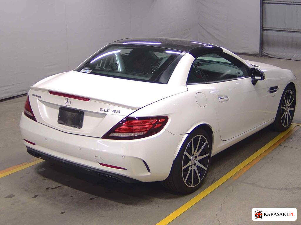 2016 Mercedes-AMG SLC SLC43 4