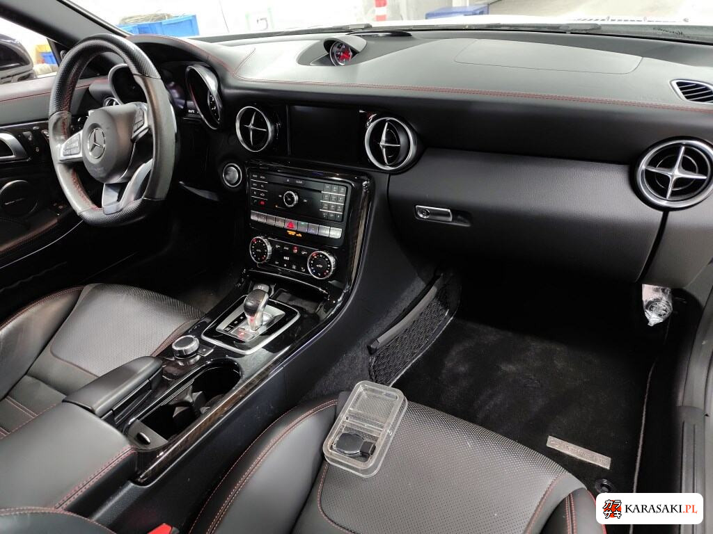 2016 Mercedes-AMG SLC SLC43 5
