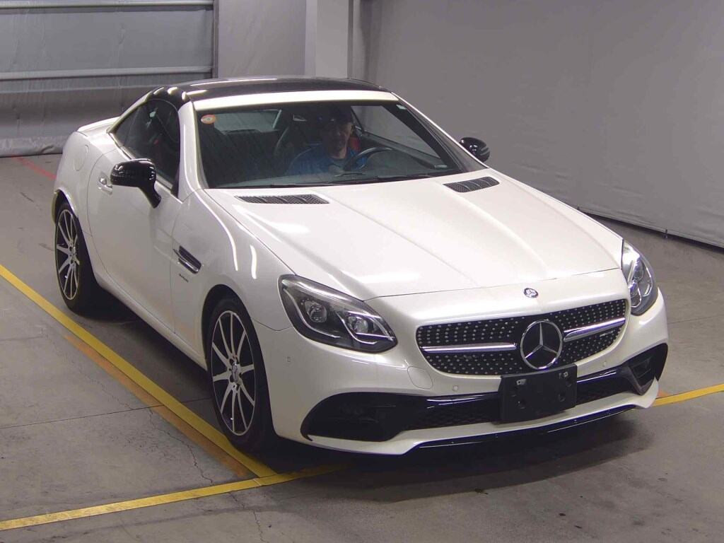 Mercedes-AMG SLC 2016 z aukcji japońskiej