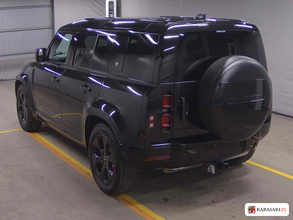 2022 Land Rover Defender 5D 4WD 110 X Dynamic Se 2
