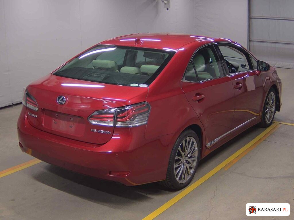 Lexus HS 2017 z aukcji japońskiej