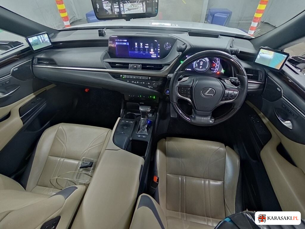 Lexus Es 2019 z aukcji japońskiej