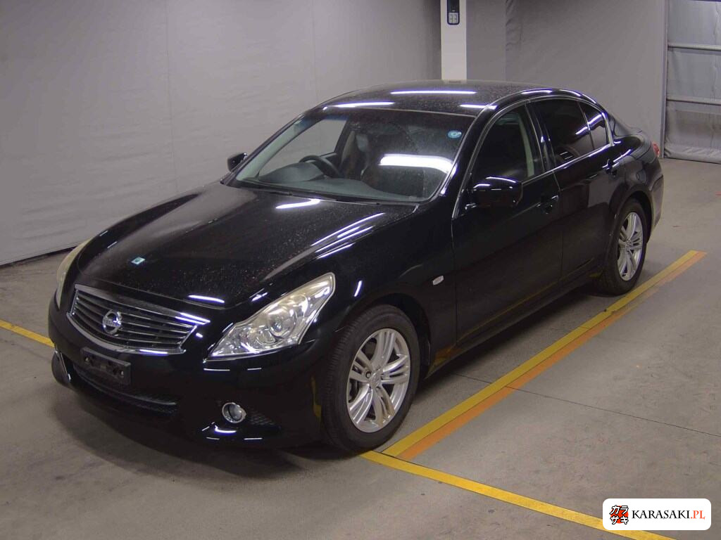Nissan Skyline 2014 z aukcji japońskiej