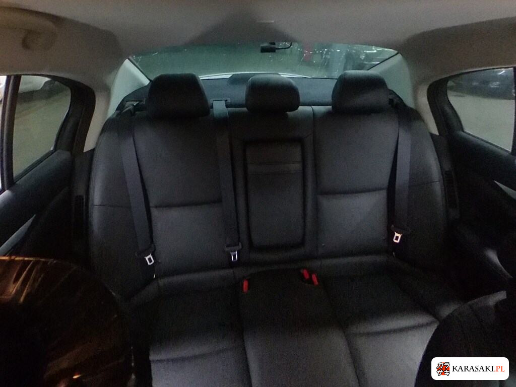 Nissan Skyline 2014 z aukcji japońskiej