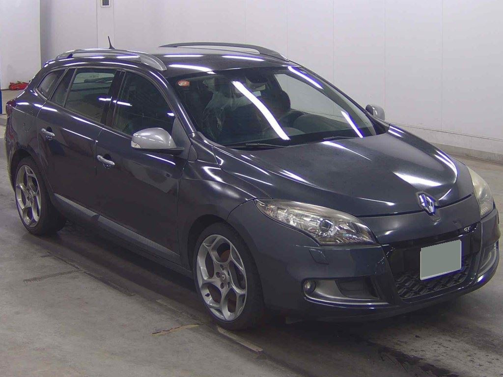 Renault Megane Estate 2012 z aukcji japońskiej