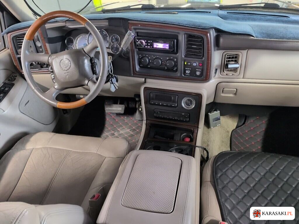 2009 Cadillac 5