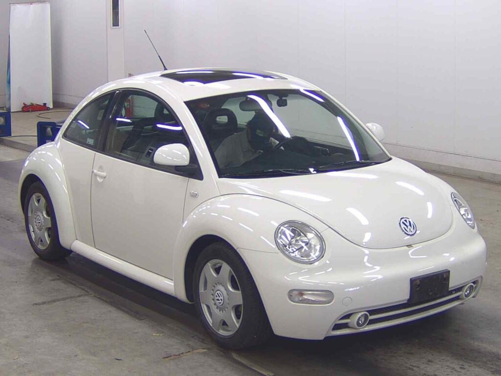 Volkswagen New Beetle 1999 z aukcji japońskiej