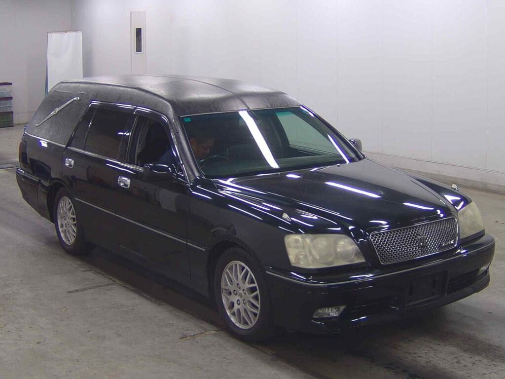 Toyota Crown Estate 2003 z aukcji japońskiej