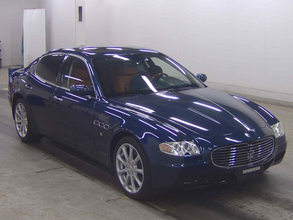 Maserati Quattroporte 2006 z aukcji japońskiej