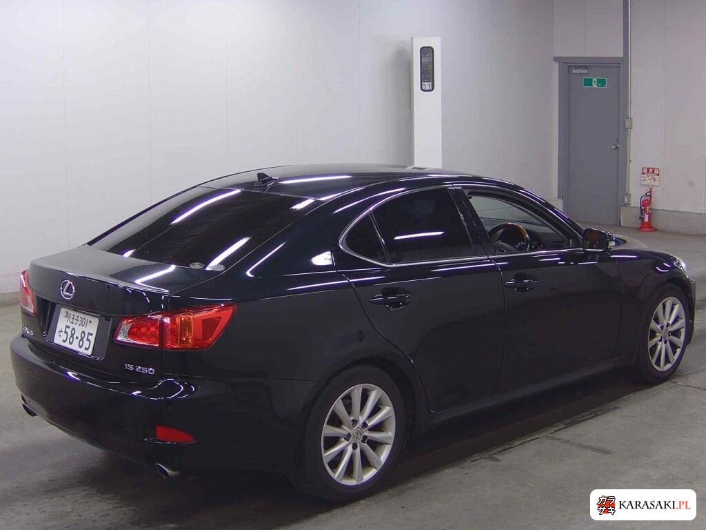 Lexus Is 2008 z aukcji japońskiej