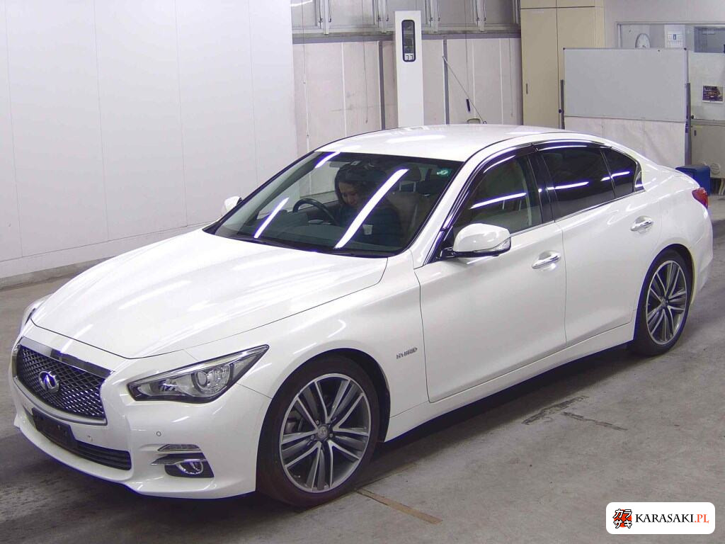 Nissan Skyline 2014 z aukcji japońskiej