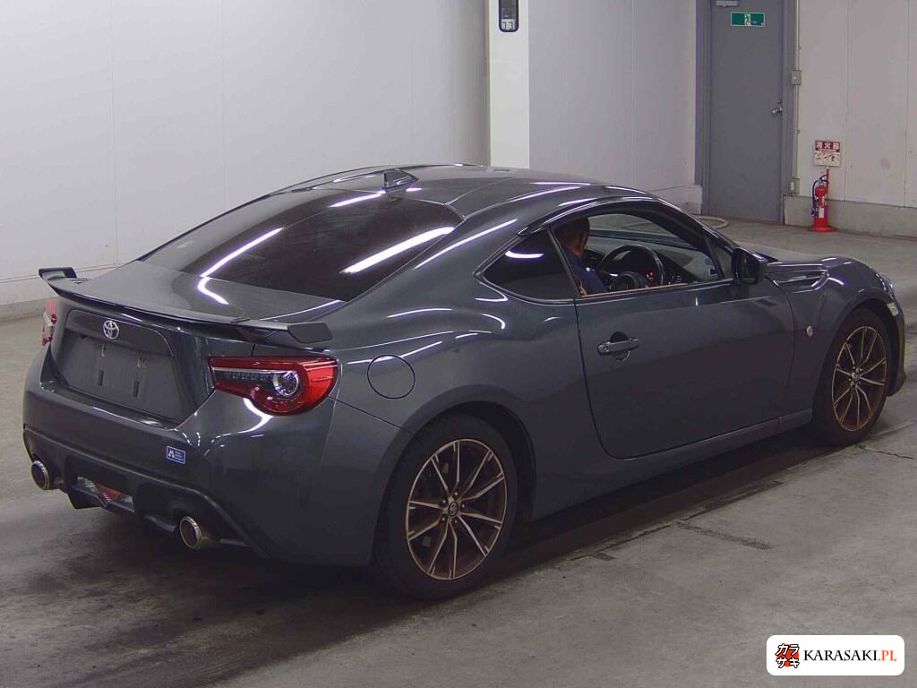 Toyota 86 2021 z aukcji japońskiej