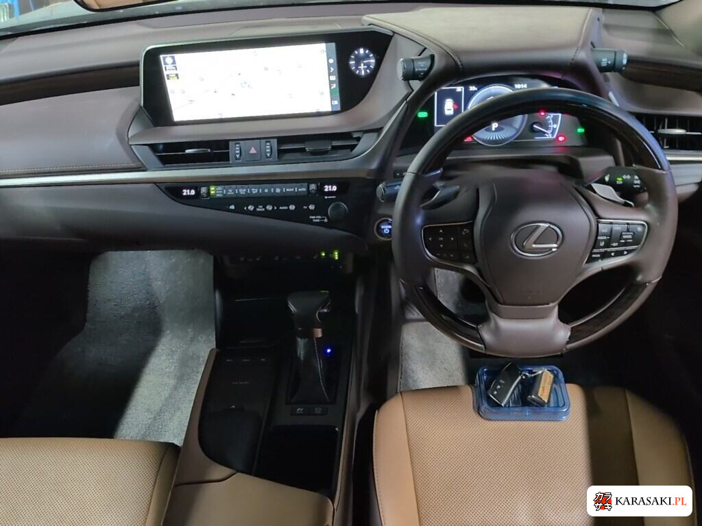 Lexus Es 2019 z aukcji japońskiej