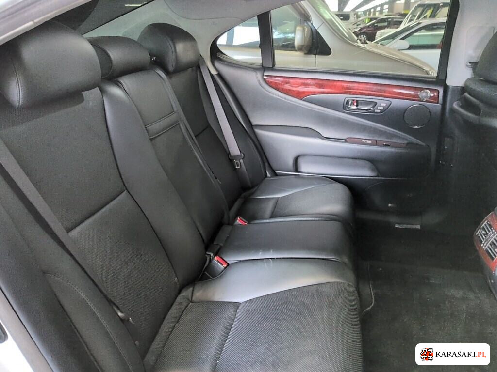 Lexus LS 2007 z aukcji japońskiej