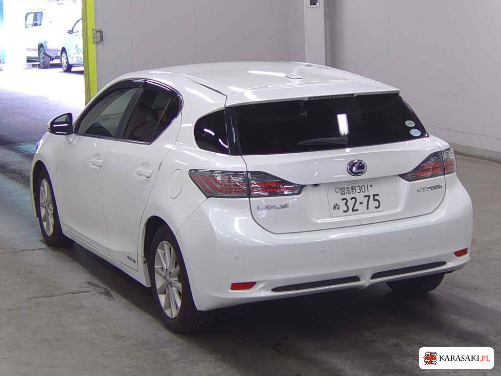 Lexus CT 2012 z aukcji japońskiej