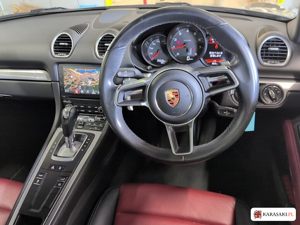 Porsche 718 Cayman 2018 z aukcji japońskiej