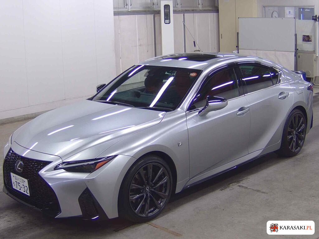 Lexus Is 2023 z aukcji japońskiej