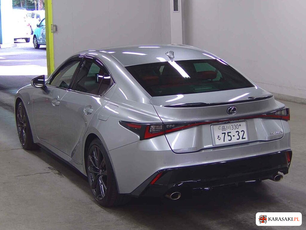 Lexus Is 2023 z aukcji japońskiej