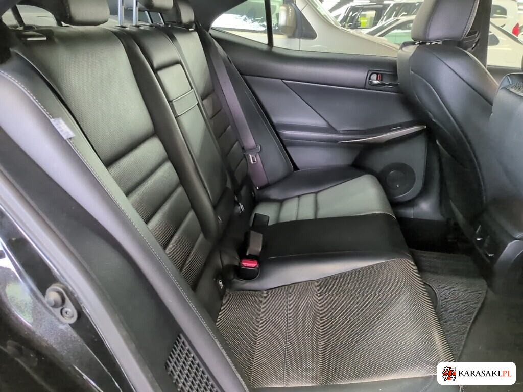 2015 Lexus Is 4D IS300H F Sport 6