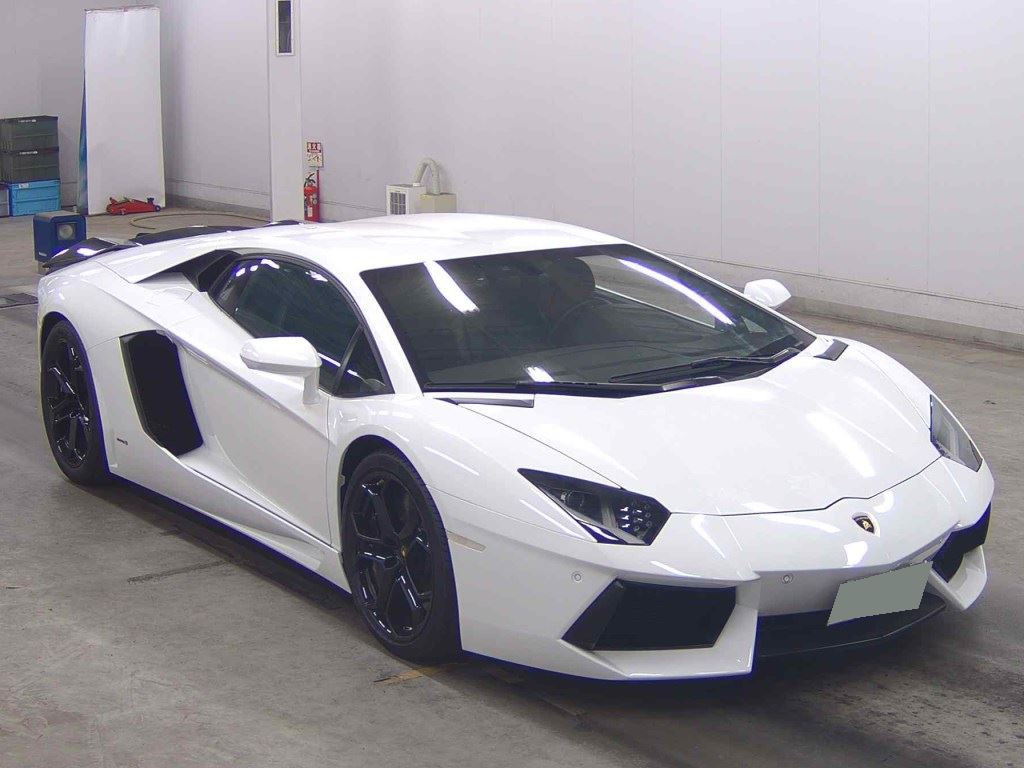 Lamborghini Aventador 2017 z aukcji japońskiej