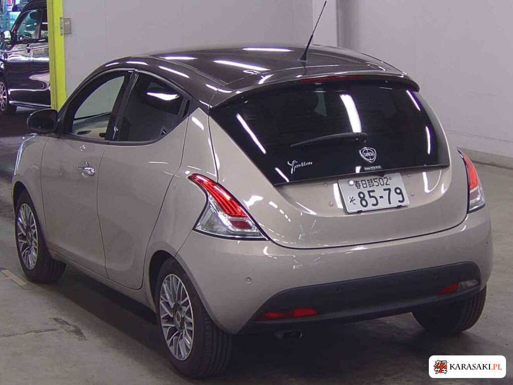 2013 Lancia Ypsilon 2