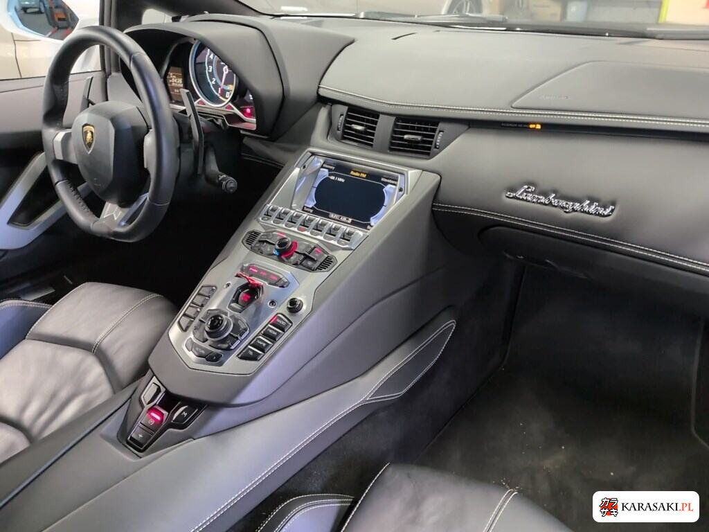 2017 Lamborghini Aventador CP 4WD LP700-4 5