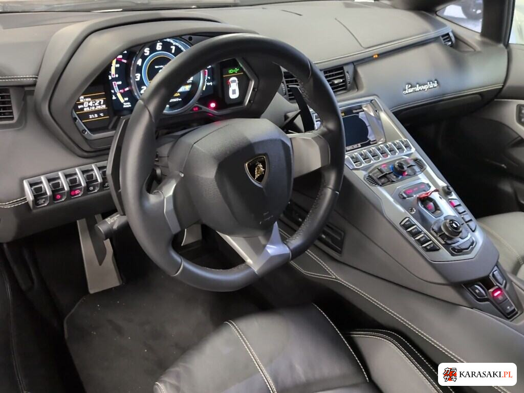 2017 Lamborghini Aventador CP 4WD LP700-4 6
