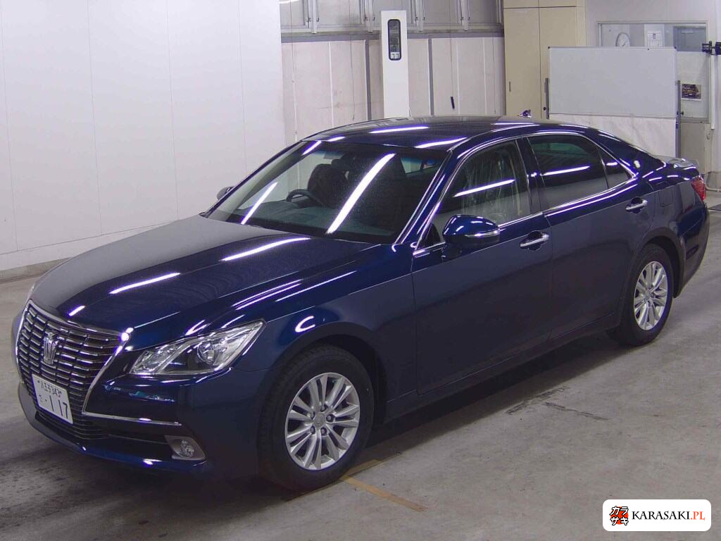 2012 Toyota Crown 4D Royal Saloon 3