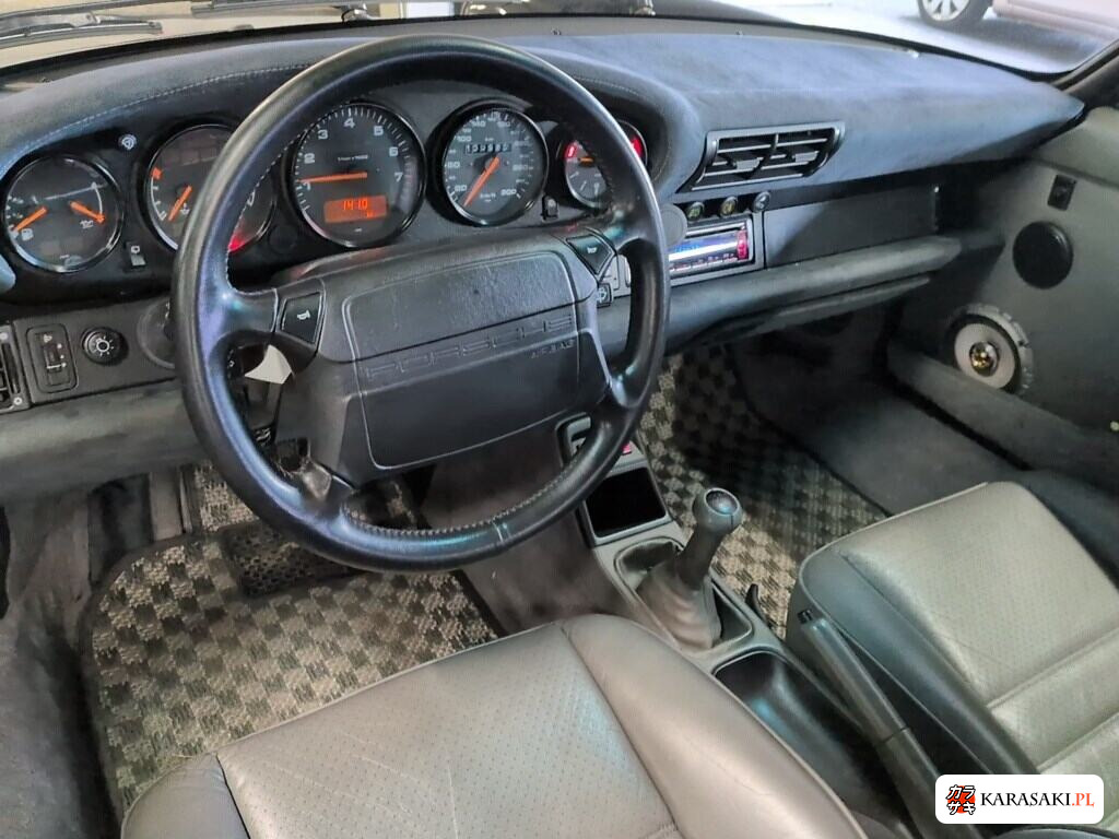 Porsche 911 1992 from a Japanese auction