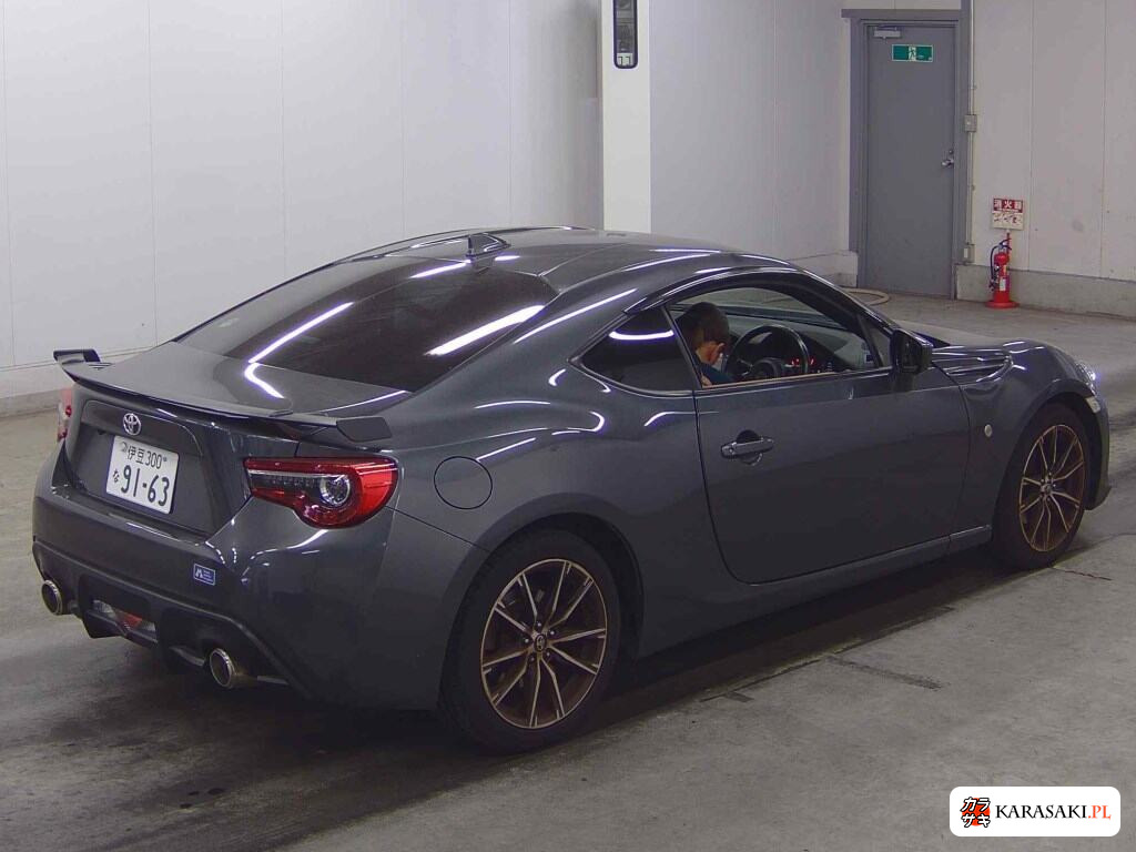 Toyota 86 2021 z aukcji japońskiej