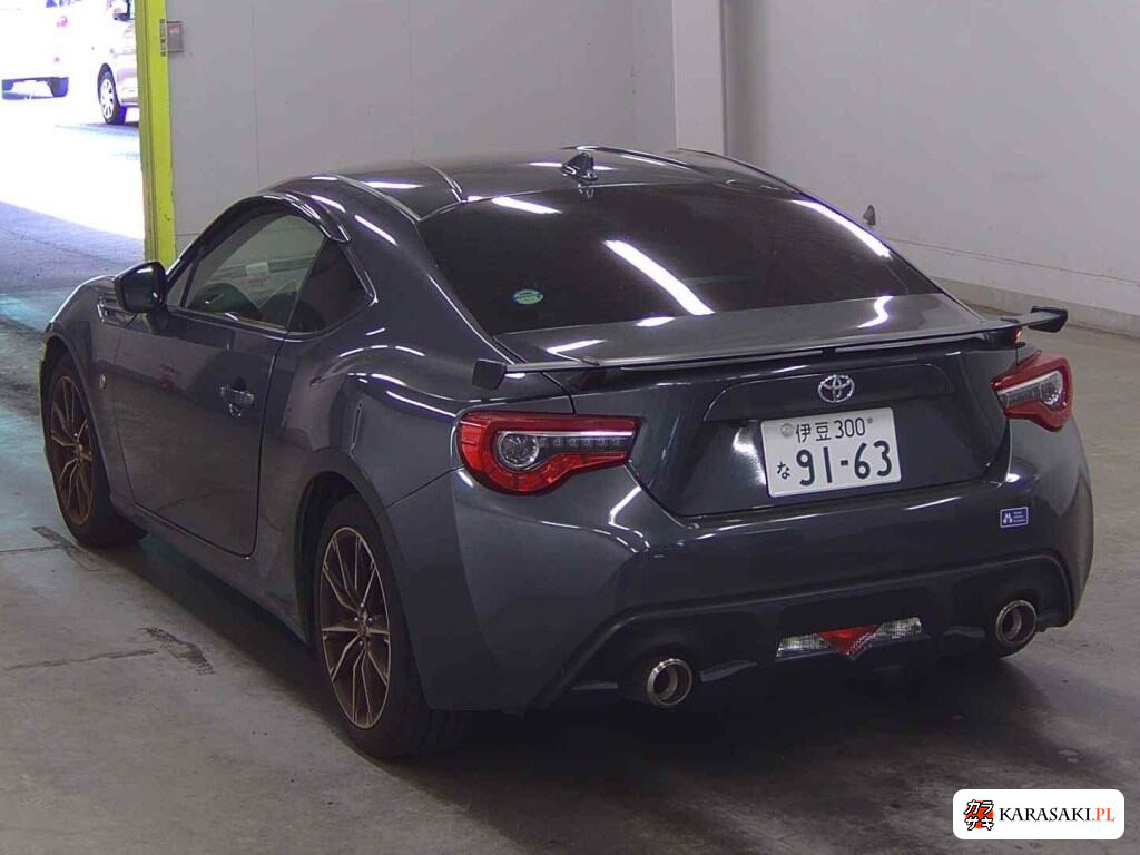 Toyota 86 2021 z aukcji japońskiej