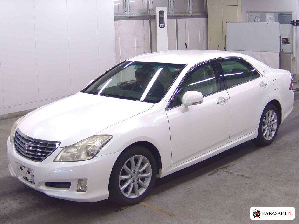Toyota Crown 2008 z aukcji japońskiej