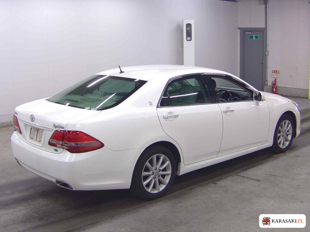 Toyota Crown 2008 z aukcji japońskiej