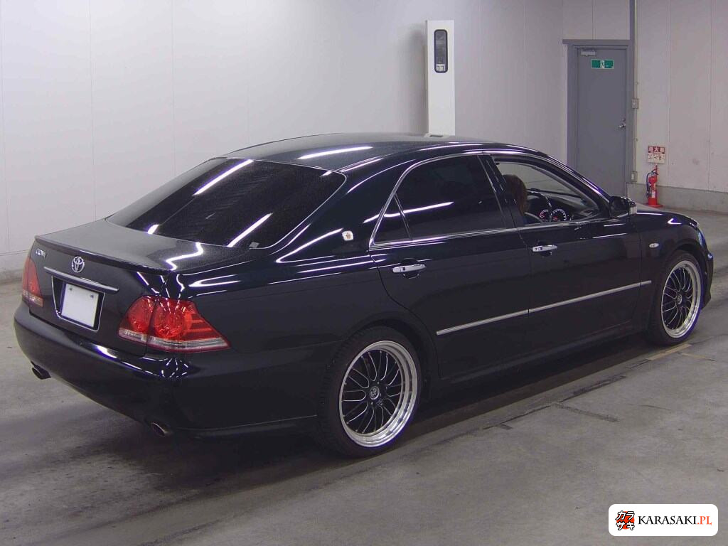 Toyota Crown 2006 z aukcji japońskiej