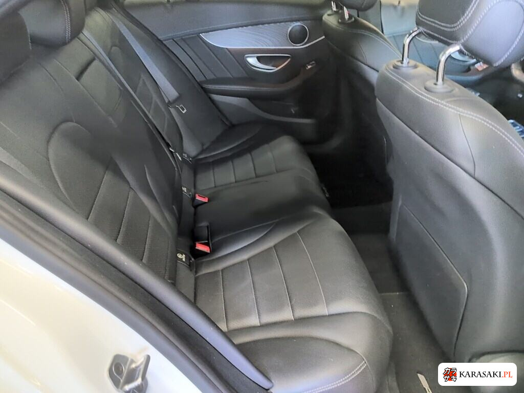 Mercedes-Benz C-Class 2015 z aukcji japońskiej