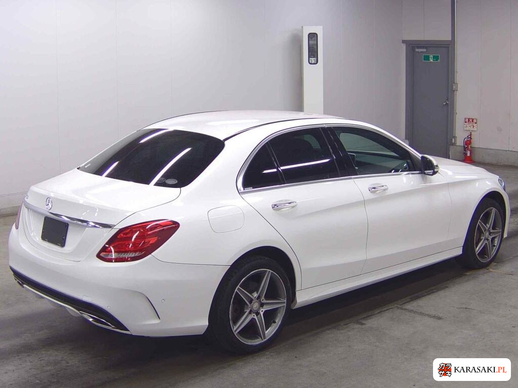 Mercedes-Benz C-Class 2015 z aukcji japońskiej