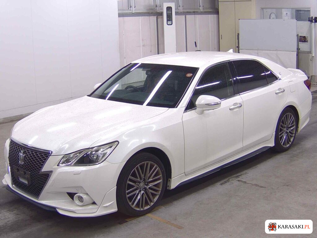 Toyota Crown 2014 z aukcji japońskiej