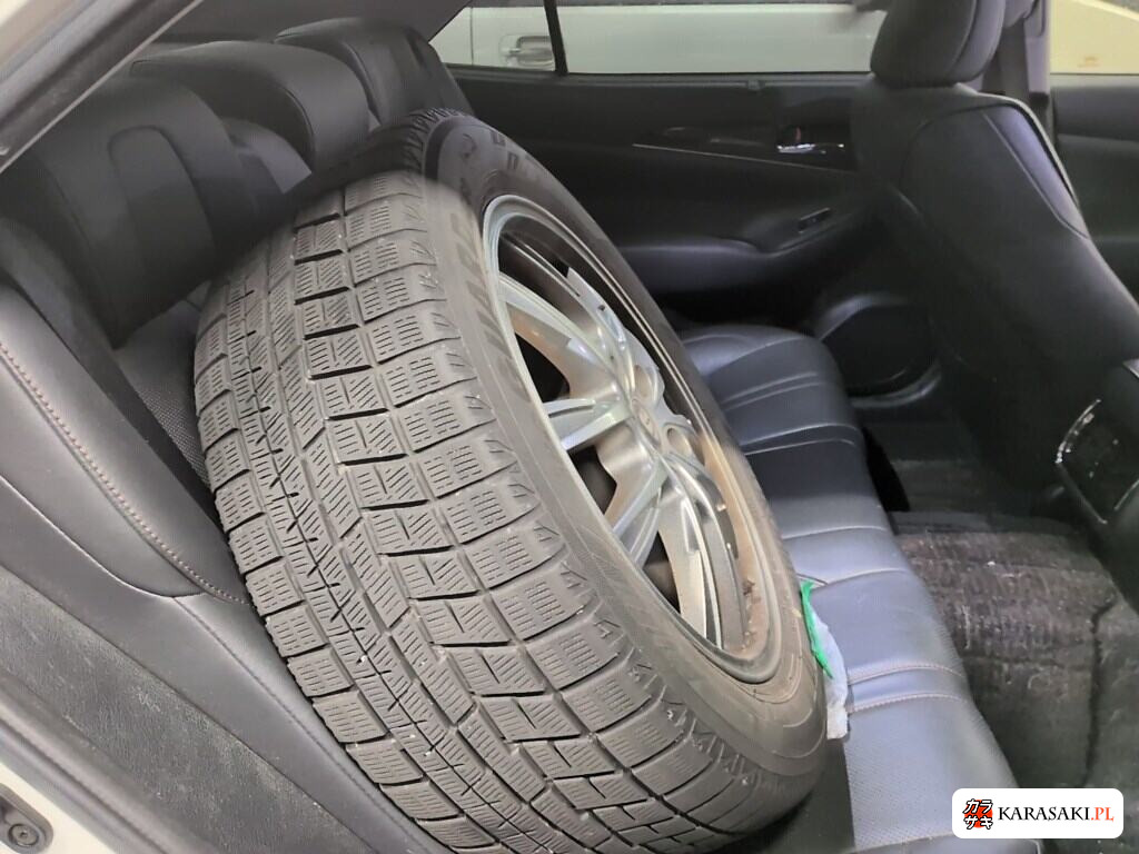 Toyota Crown 2014 z aukcji japońskiej