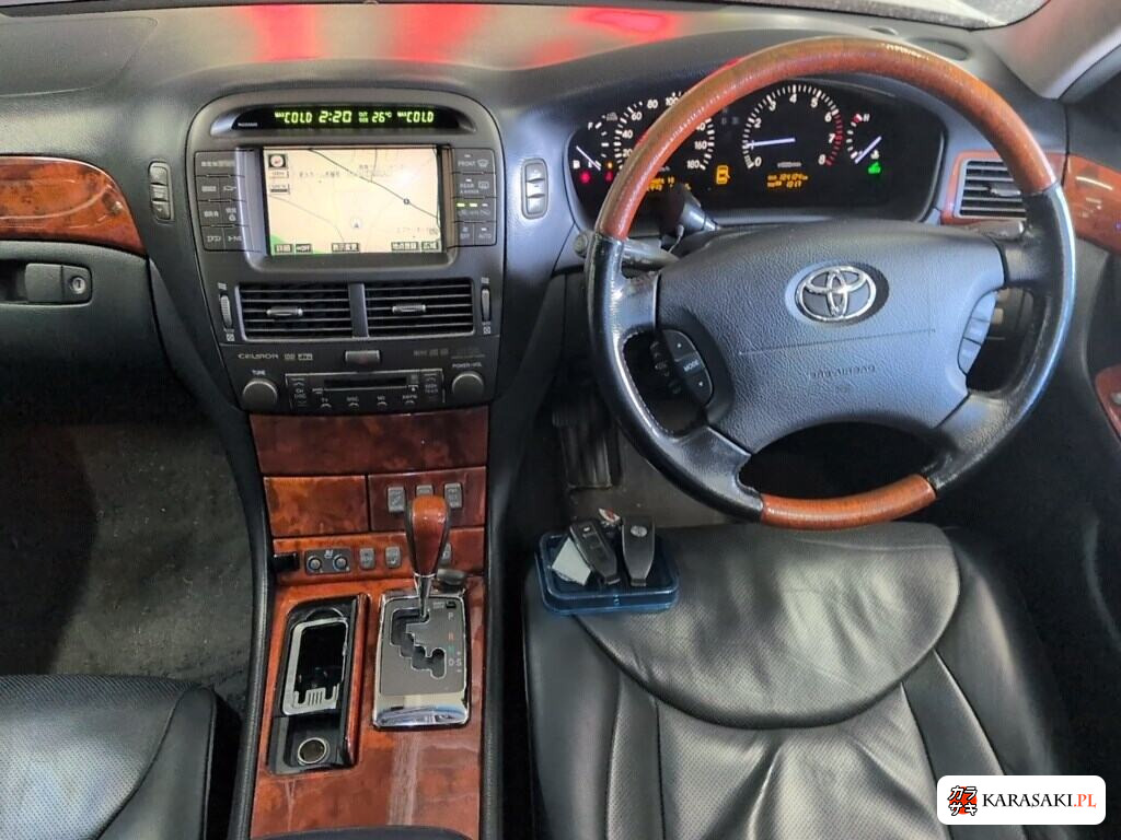 Toyota Celsior 2004 z aukcji japońskiej