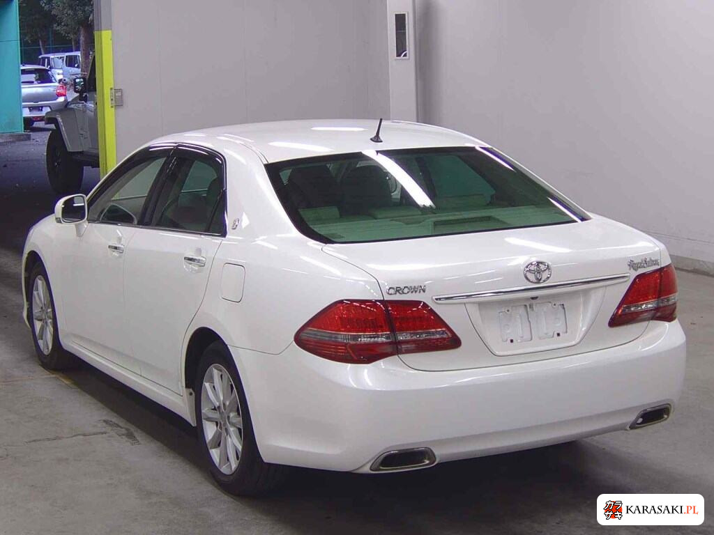 Toyota Crown 2009 z aukcji japońskiej